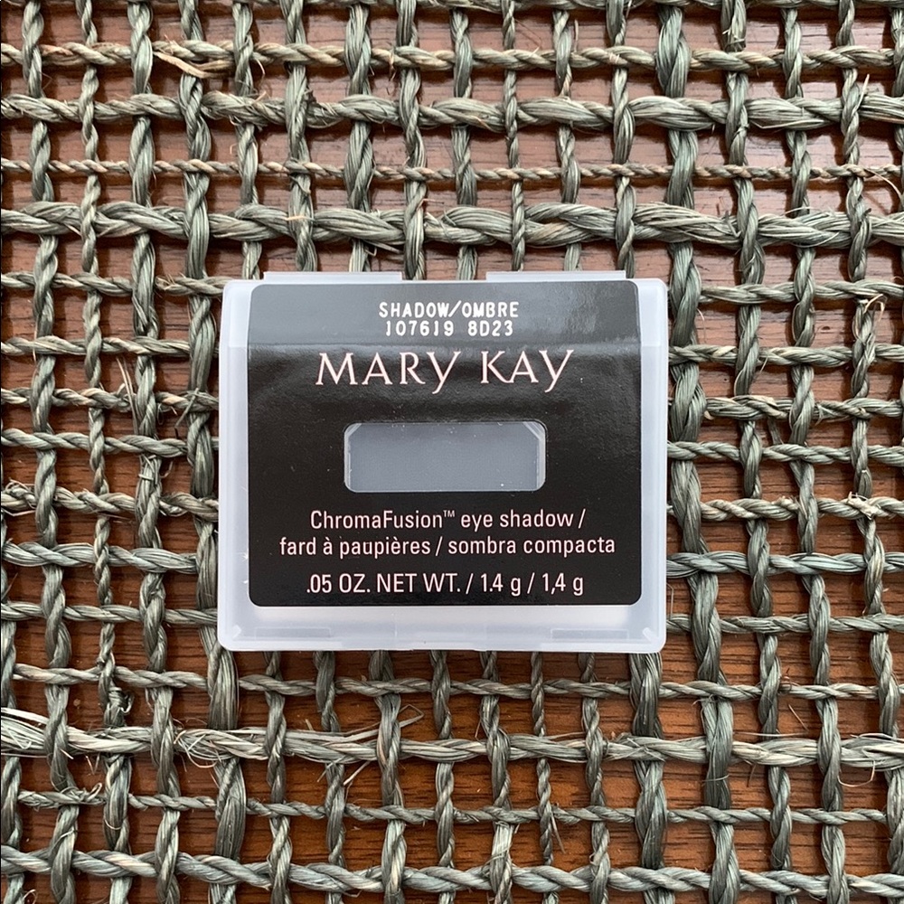 Mary Kay NIP ChromaFusion Shadow Eye Shadow